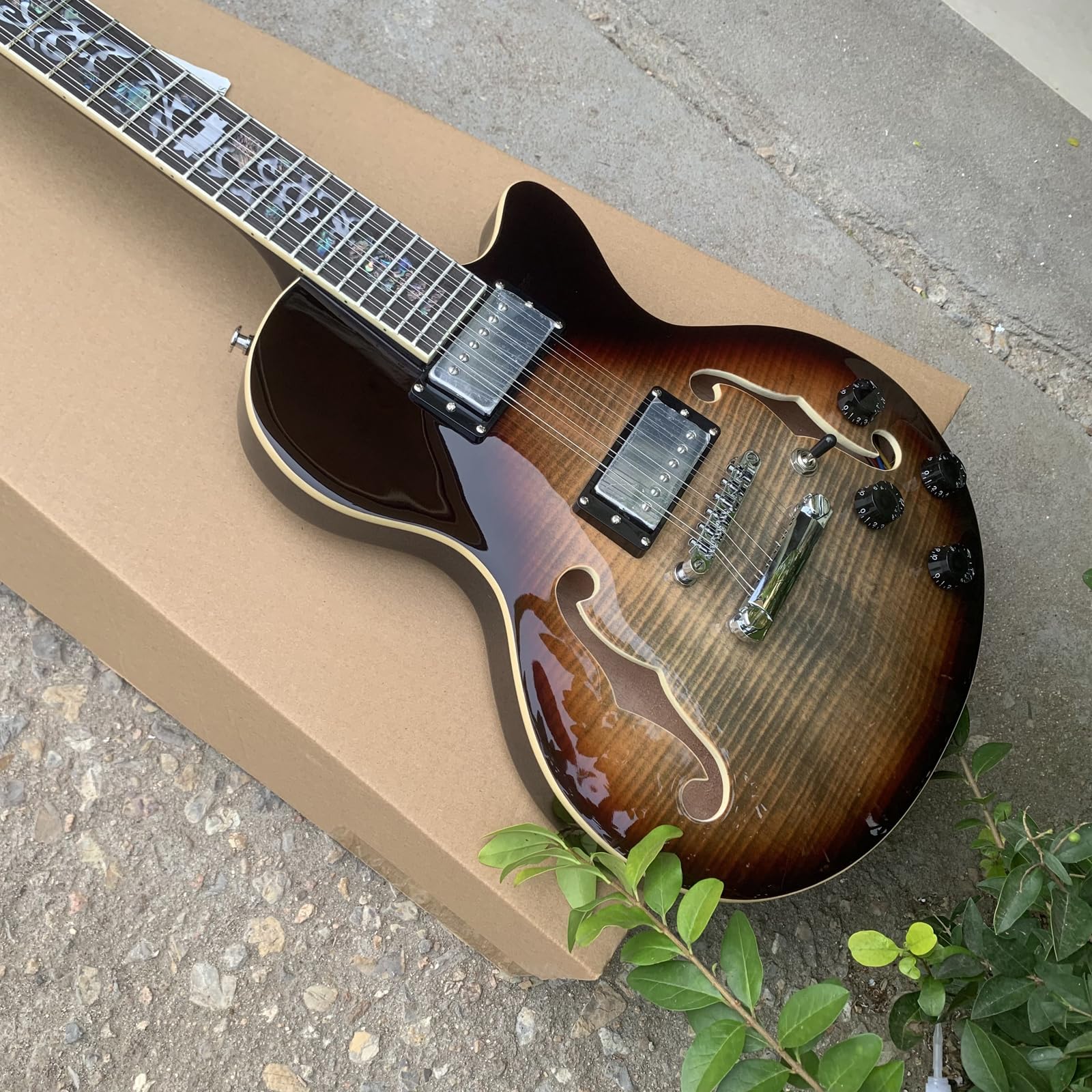 ギター バリトン セミホロー 自作ボディ backend=imagemagick;version=1;